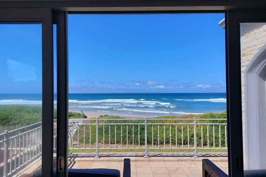 6 Bedroom Property for Sale in Myoli Beach Western Cape